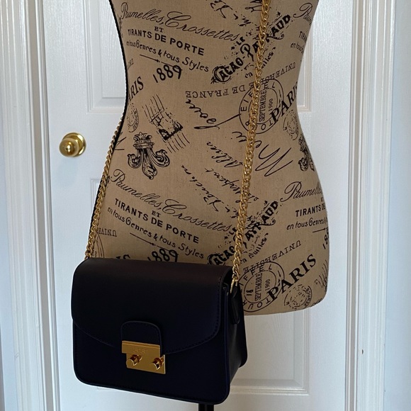 BCBG Milly Crossbody Bag - Picture 6 of 6